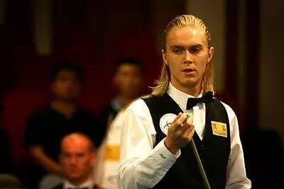 接受采访时 接受采访时